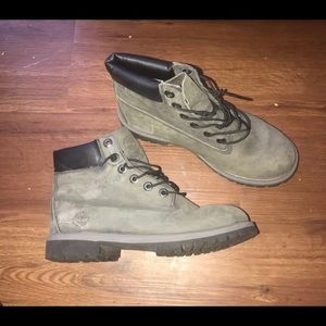 Grey timberlands